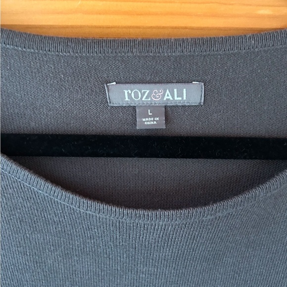 ✨sweater✨ - Picture 3 of 3